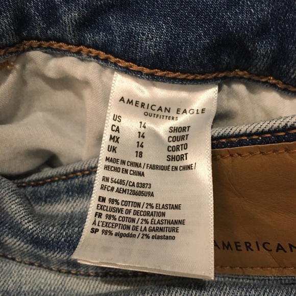 American Eagle Ripped Jeans - Picture 3 of 3